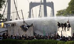 Chaos w Iraku. Parlament zajęty. Tysiące ludzi na ulicach