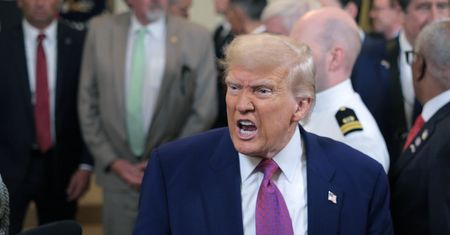 Trump grozi Iranowi. Zapowiada odpowiedź z "niespotykaną siłą"