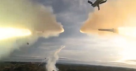 Brawurowy atak na froncie. Piloci Mi-24 bez litości