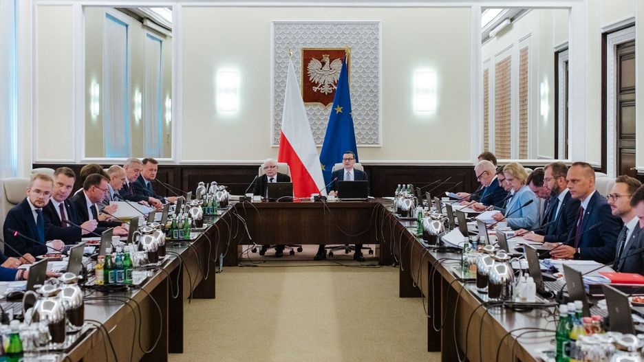 Drugie posiedzenie rządu prowadzone przez premiera i wicepremiera