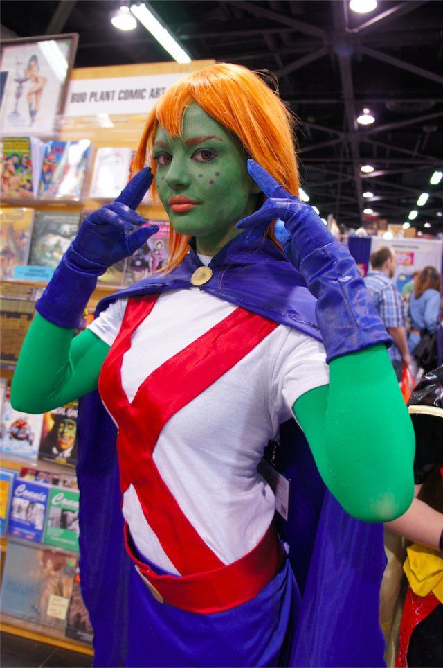 Dziewczyny z najfajniejszymi... kostiumami z WonderCon 2012 13