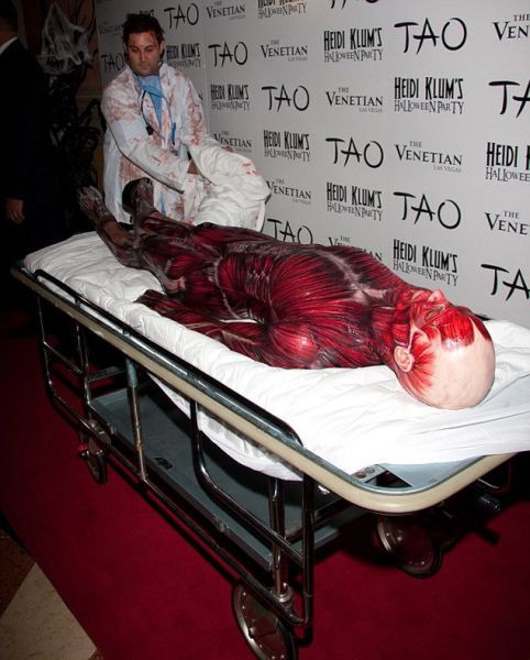9 niesamowitych halloweenowych przebrań supermodelki Heidi Klum 14