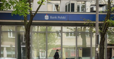 Koniec spekulacji. PKO BP odstąpił od przejęcia udziałów w Banku Pocztowym