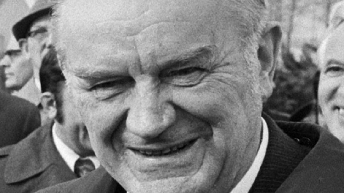 Piotr Jaroszewicz zginął w 1992 roku.