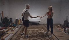 Niedorzeczne sposoby na otwarcie piwa Łomża Jasne Pełne (wideo)