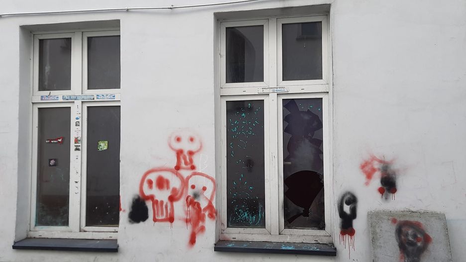 Sosnowiec. Wandale zniszczyli jedną z najładniejszych kamienic w mieście.