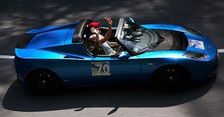 100 000 kilometrów Teslą Roadster w 2 lata