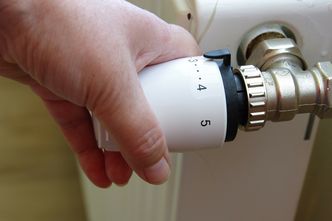 Przed Polakami kolejna fala podwyżek. Tak drożeje ciepło