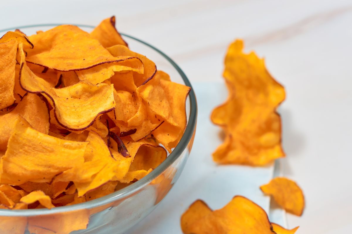 Sweet potato crisps - a delicious homemade snack