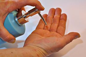 Dobry płyn do dezynfekcji rąk – co powinien zawierać?