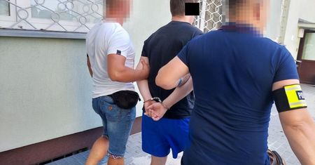 18-latek pobił na śmierć bezdomnego. Policja pokazała nagranie