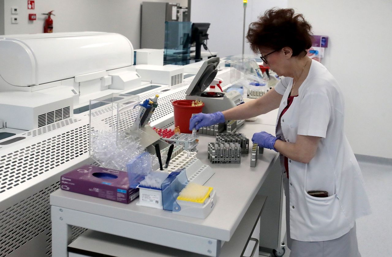 Szczecin: Najnowocześniejsze laboratorium w mieście rusza pełną parą. Szpital na Pomorzanach ma sprzęt z najwyższej półki