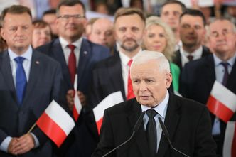 "To największe kłamstwo trzydziestolecia". Jarosław Kaczyński o aferze wizowej