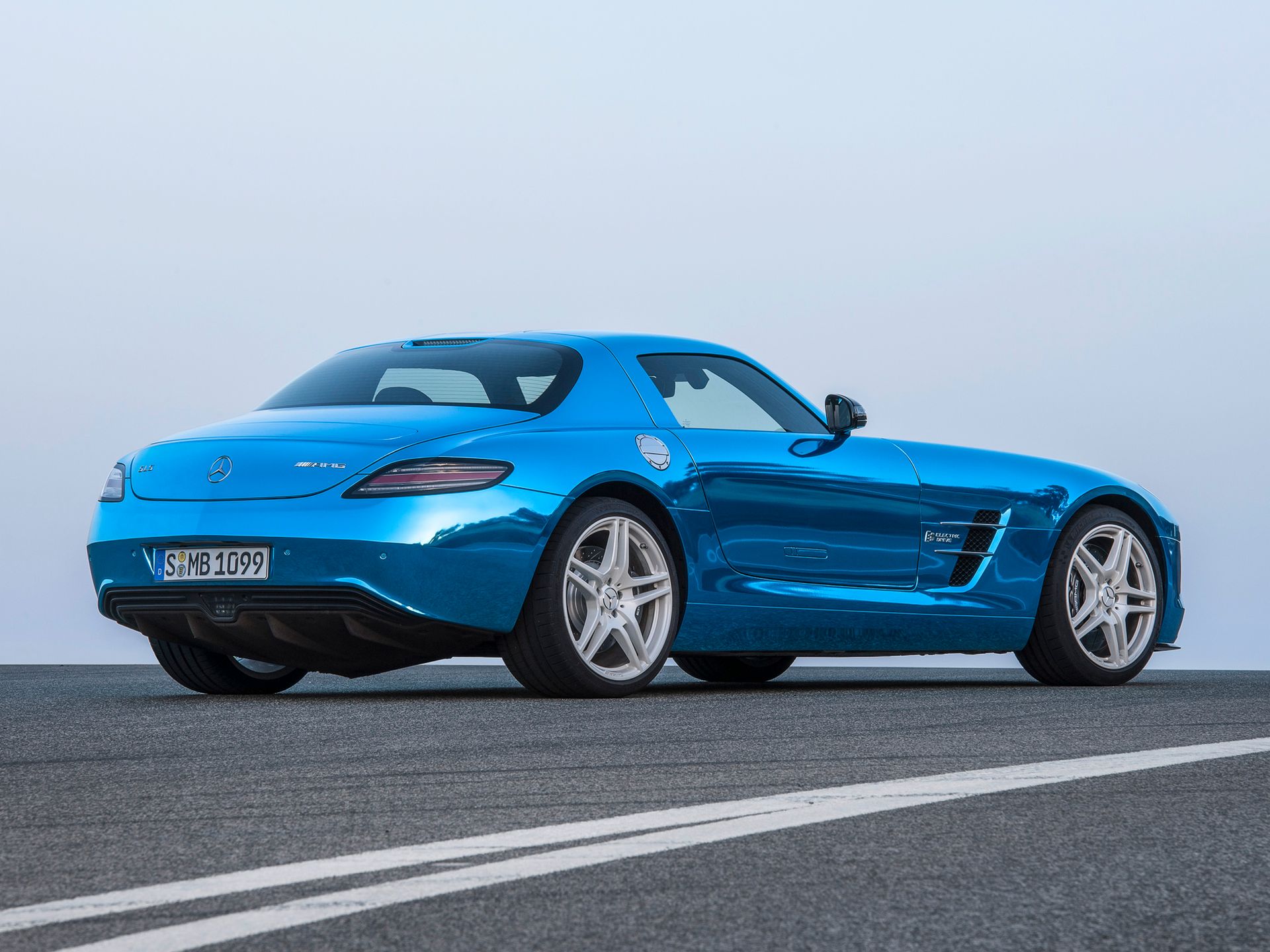 Żegnamy króla: odchodzi Mercedes-Benz SLS AMG 141