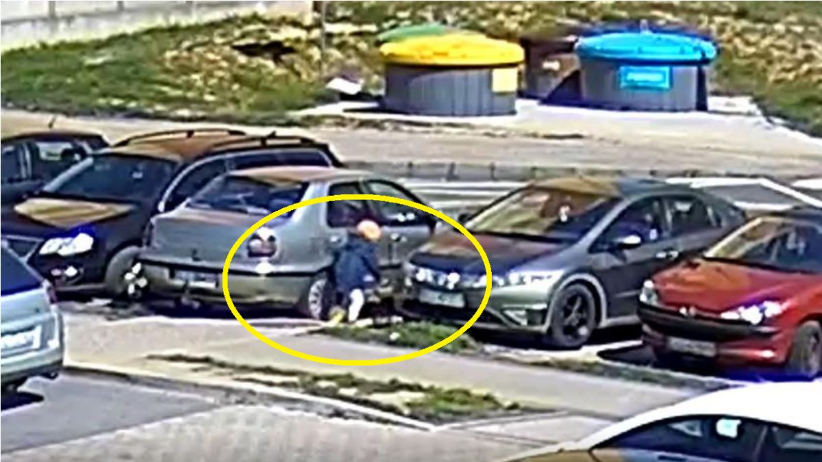 Chłopczyk wpadł pod koła samochodu.