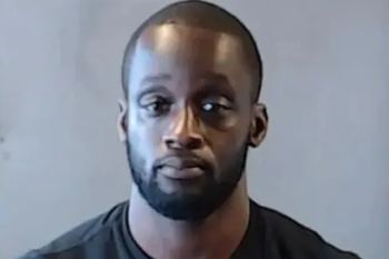 Był oskarżony o dwa zabójstwa kobiet. Zmarł w areszcie