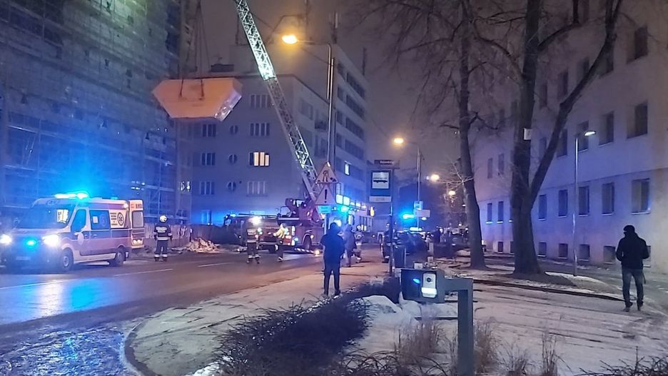 Chwile grozy w Katowicach. Mężczyzna spadł z wieżowca