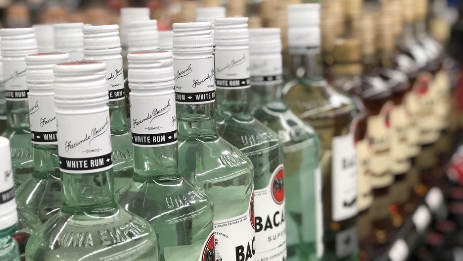 Zakaz sprzedaży alkoholu po 19. Czy będzie obowiązywał?