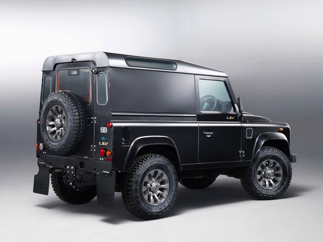 Land Rover Defender 90 LXV (2013)