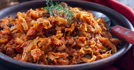Przepis na domowy bigos. Zachwycisz rodzinę