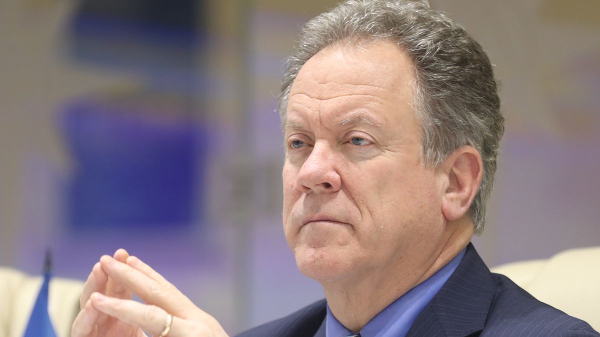 Szef agencji żywnościowej ONZ David Beasley ostrzega, że w 2021 grozi nam światowa klęska głodu