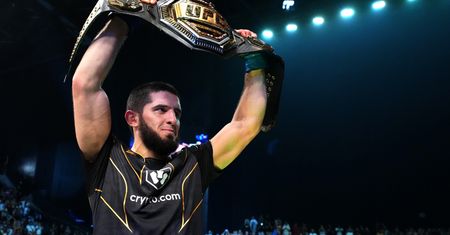 Został mistrzem UFC. Szokujące, z kim się spotkał. "Wstyd"