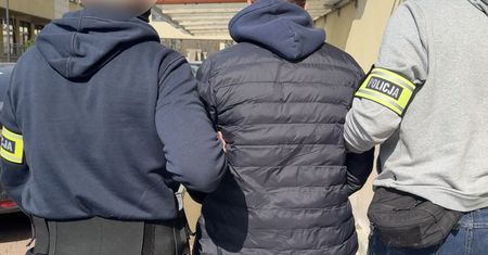 Gang "wirtualnych samochodów": jak fałszywe przeglądy i łapówki pozwalały rejestrować we Włoszech pojazdy, których nigdy nie było w Polsce