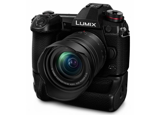 Panasonic Lumix G9 grip