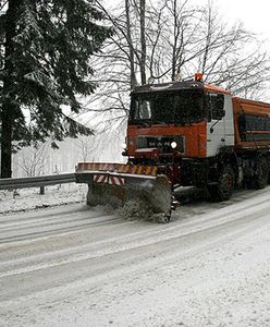 Nadeszła zima - Dolny Śląsk sparaliżowany, Wrocław stoi w korkach