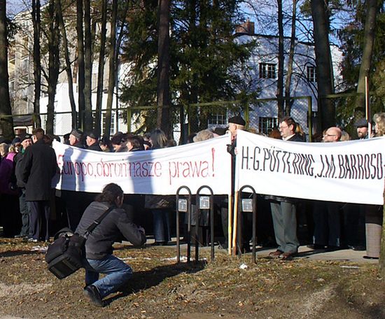 Polacy na Litwie: Europo, obroń nasze prawa