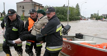 Wielka woda zbiera krwawe żniwo - kolejne utonięcie