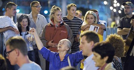 Ostre słowa krytyki: "media zawiodły ws. krzyża"