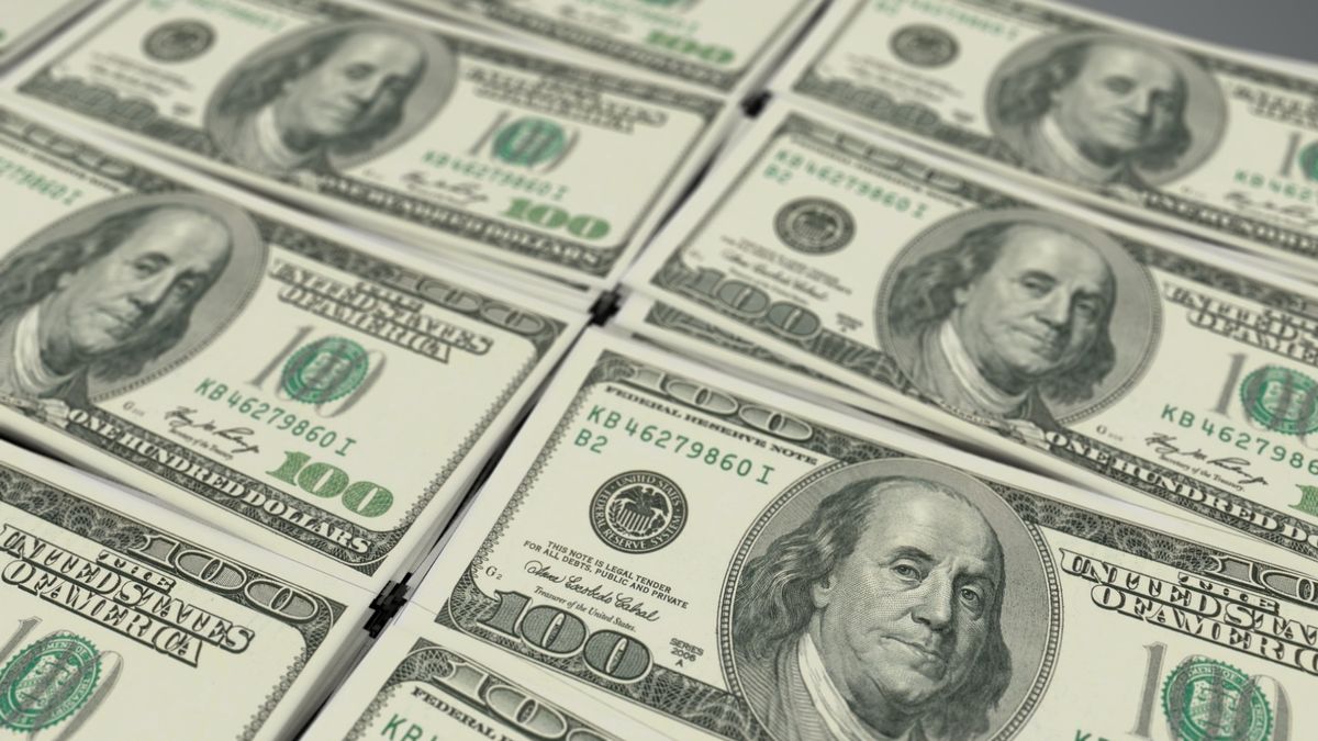 Kursy walut. Co z dolarem?