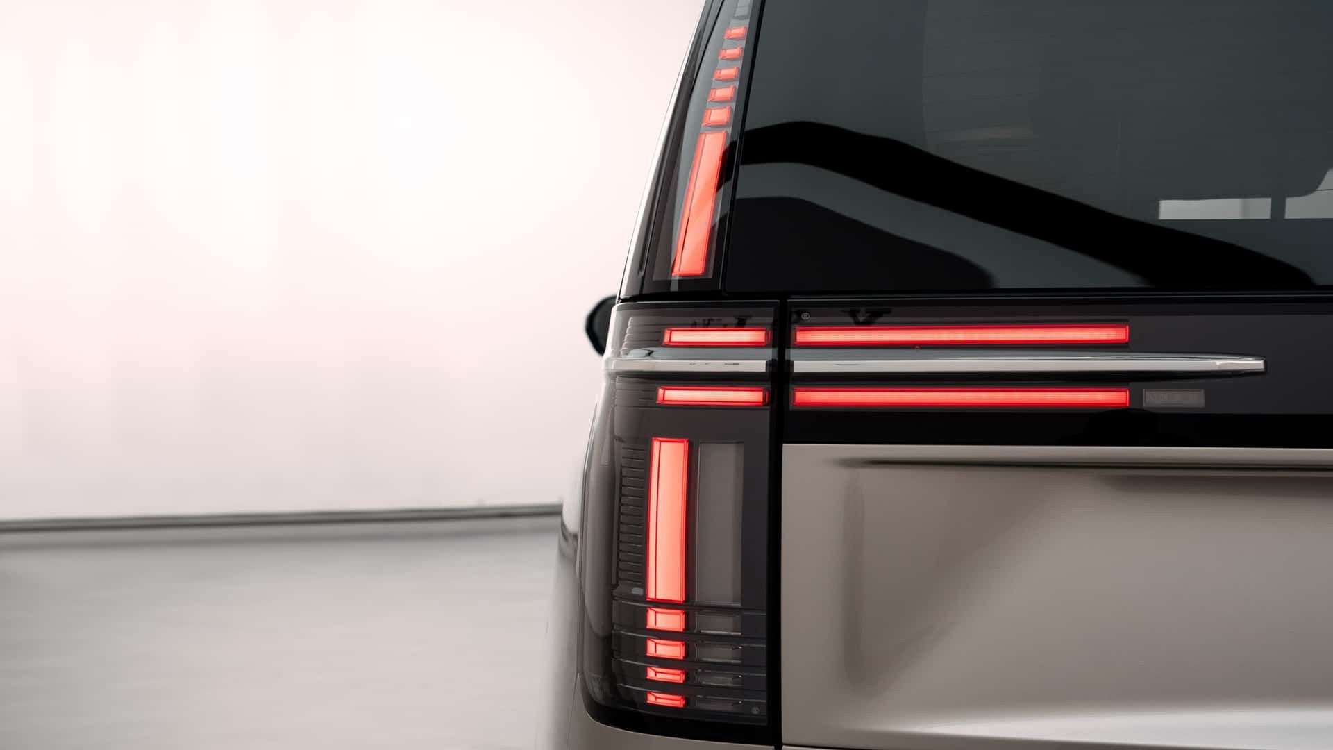 Volvo EM90
