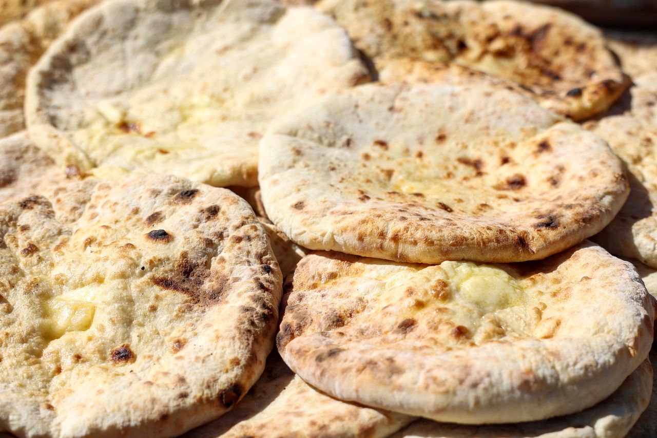 Robię ciasto na pierogi, ale nie nakładam farszu. W mig mam pyszne placuszki