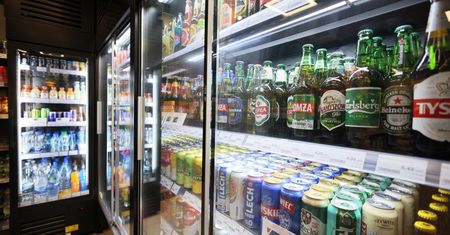 Rząd zmienia zdanie ws. sprzedaży alkoholu na stacjach paliw