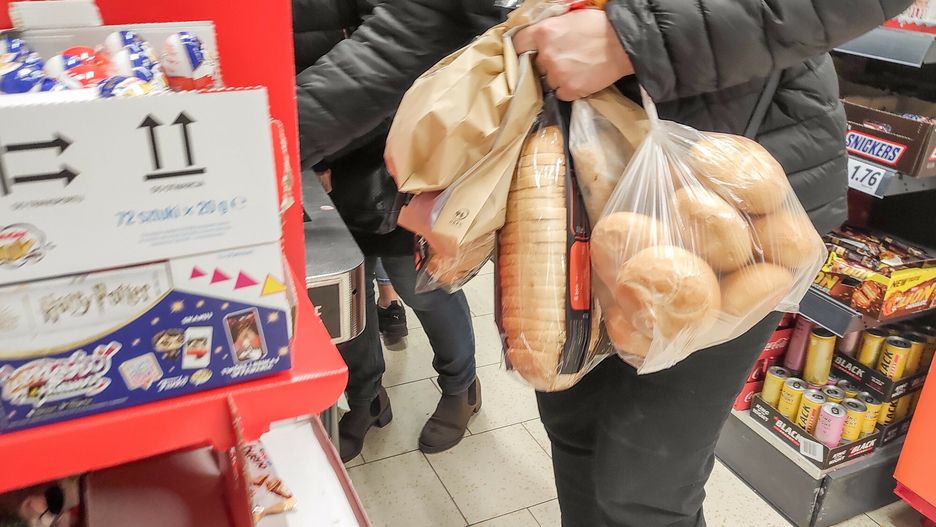 Z danych policji wynika, że w 2023 roku wzrosła liczba kradzieży w sklepach