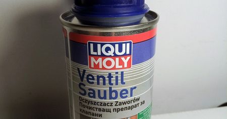 Czyszczenie zaworów – silnik benzynowy