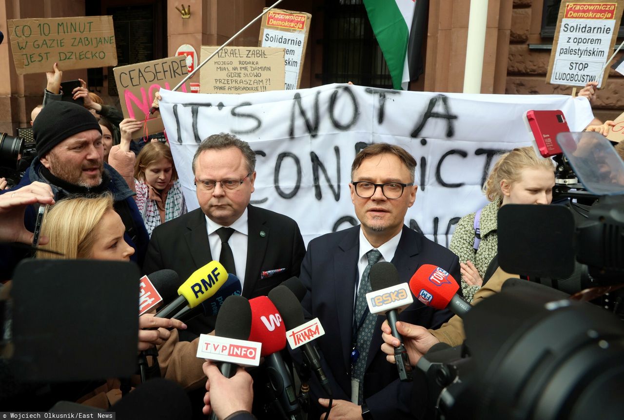 "Spotkanie się odbyło". Konferencja wiceszefa MSZ przerwana