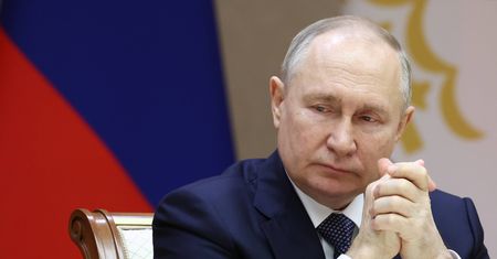 Opisał Rosję Putina. "Faszystowskie ruchy młodzieżowe"