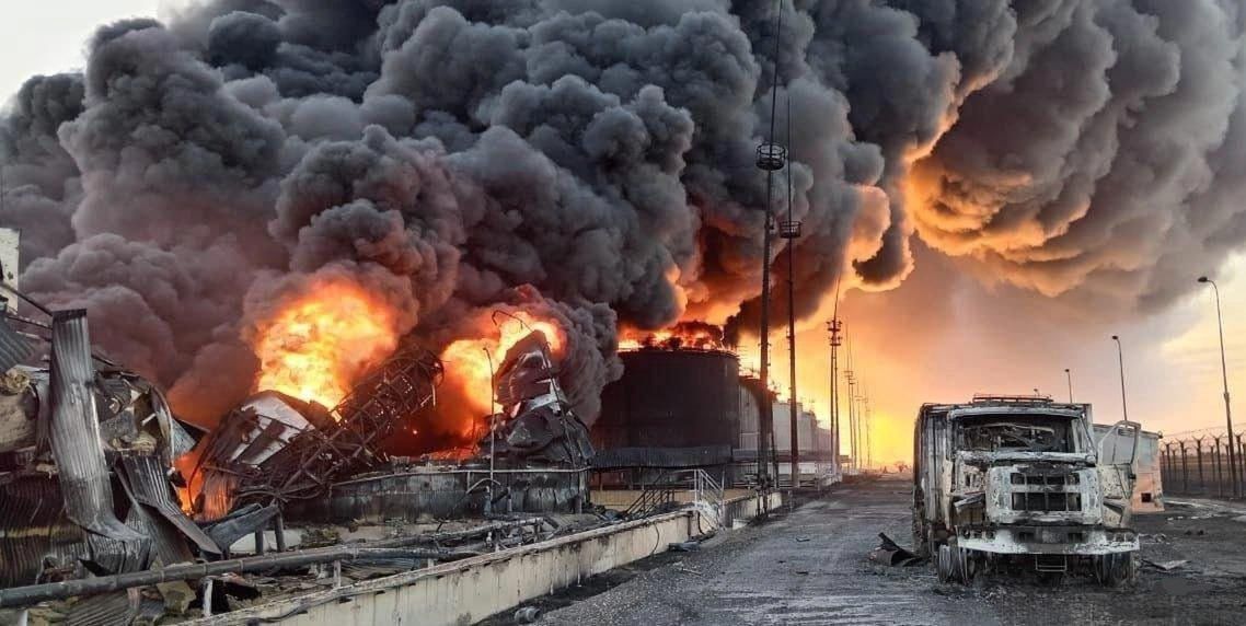 Pożar składu ropy w Proletarsku 