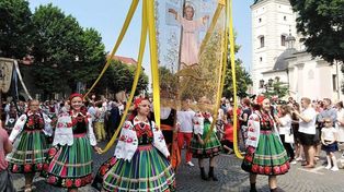 Boże Ciało w Łowiczu: tradycja, która prowadzi do Boga