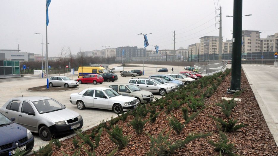 W Krakowie planowane są kolejne parkingi, w tym park&amp;ride.
