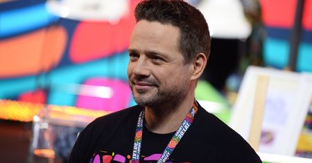 Rafał Trzaskowski niegdyś zagrał w serialu. Tak wspomina "rolę życia"