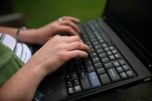 Mieszkanka Wschowy została oszukana podczas zakupów przez internet