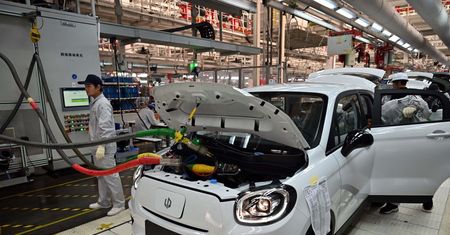 W Chinach padł rekord. Tyle sprzedali samochodów elektrycznych