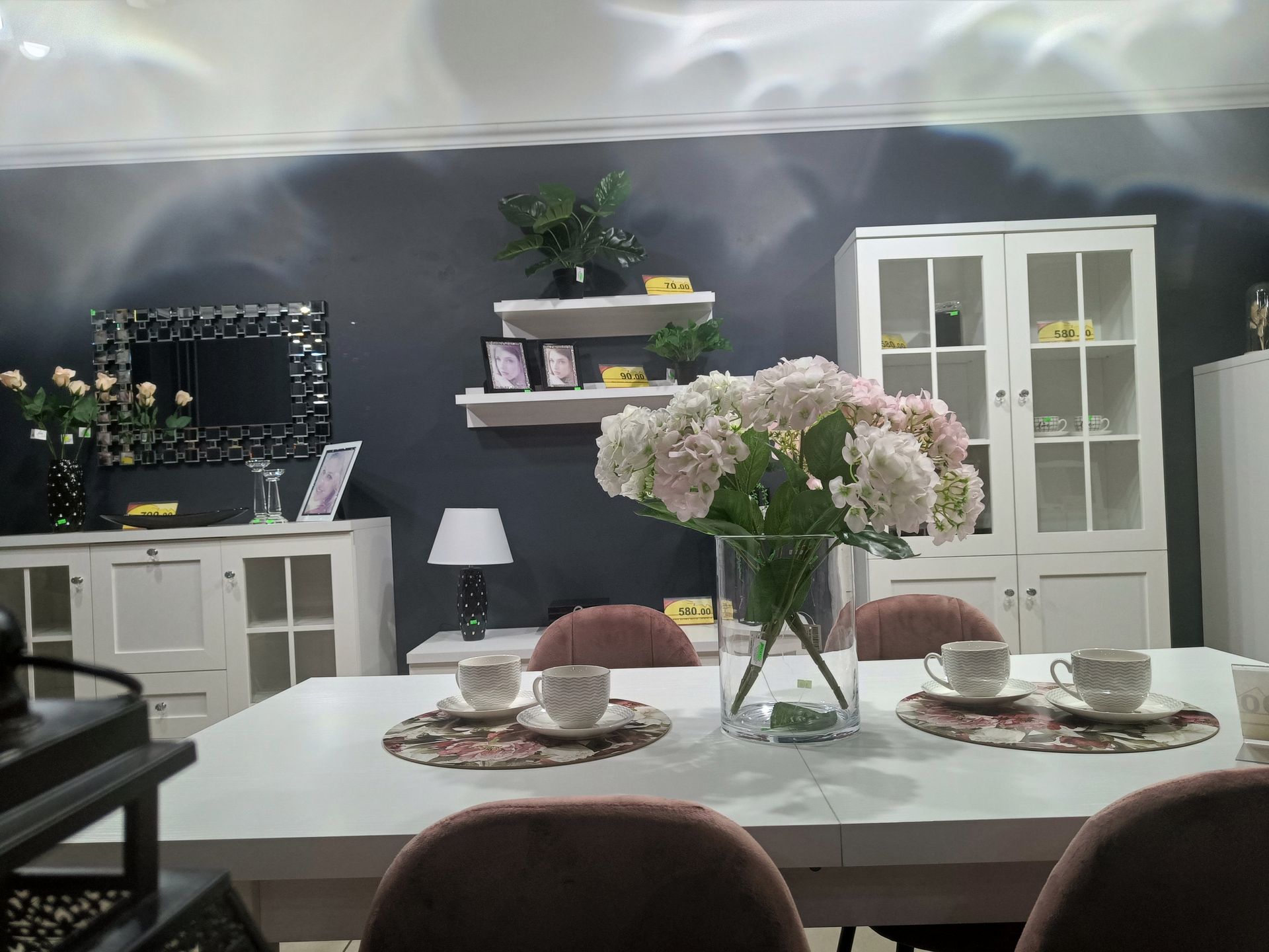 Aparat realme 9 Pro+ wymiata w nocy. Tak, może się równać z flagowcami 75
