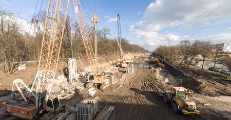 Jest sposób na bezrecesyjne poradzenie sobie z inflacją. Potrzeba 700 mld zł