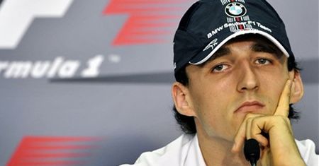 Renault sprzedaje udziały, co zrobi Kubica?