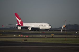 Qantas przywraca A380. Usterka skrzydła podczas pierwszego lotu